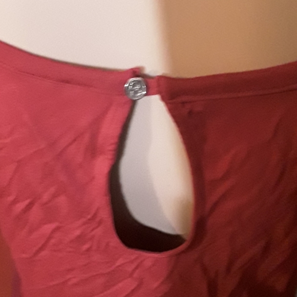 COOGI rhinestone shirt with keyhole back size M - Picture 4 of 6